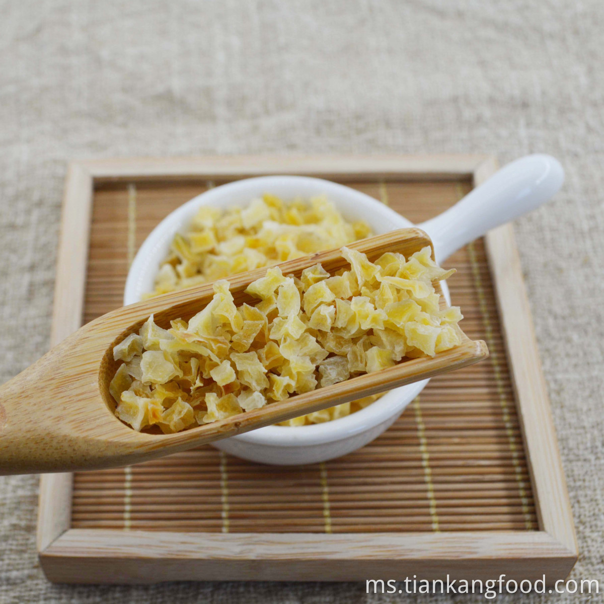 dehydrated white potato cubes